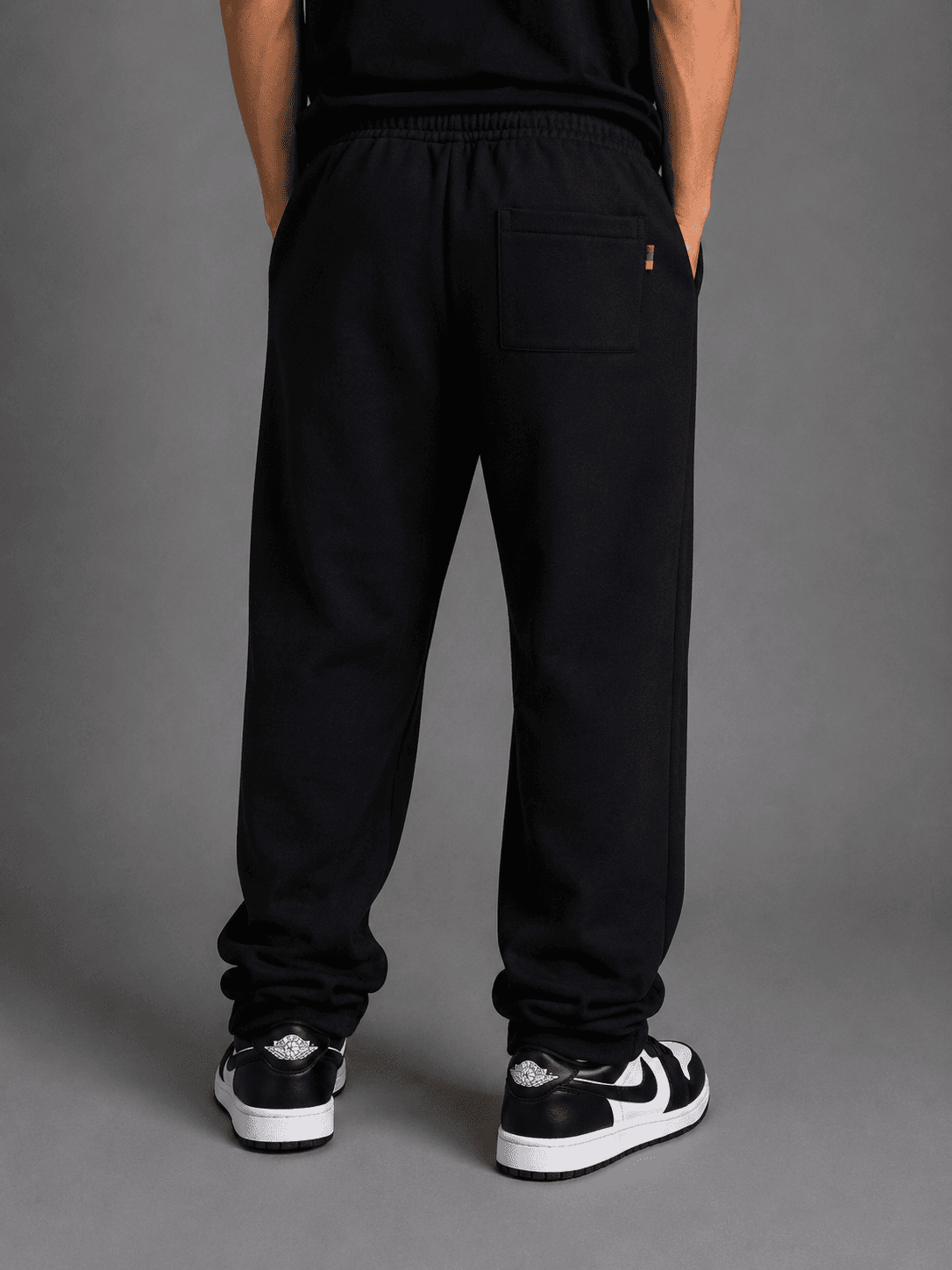 ARMYAN Joggers Black Back View